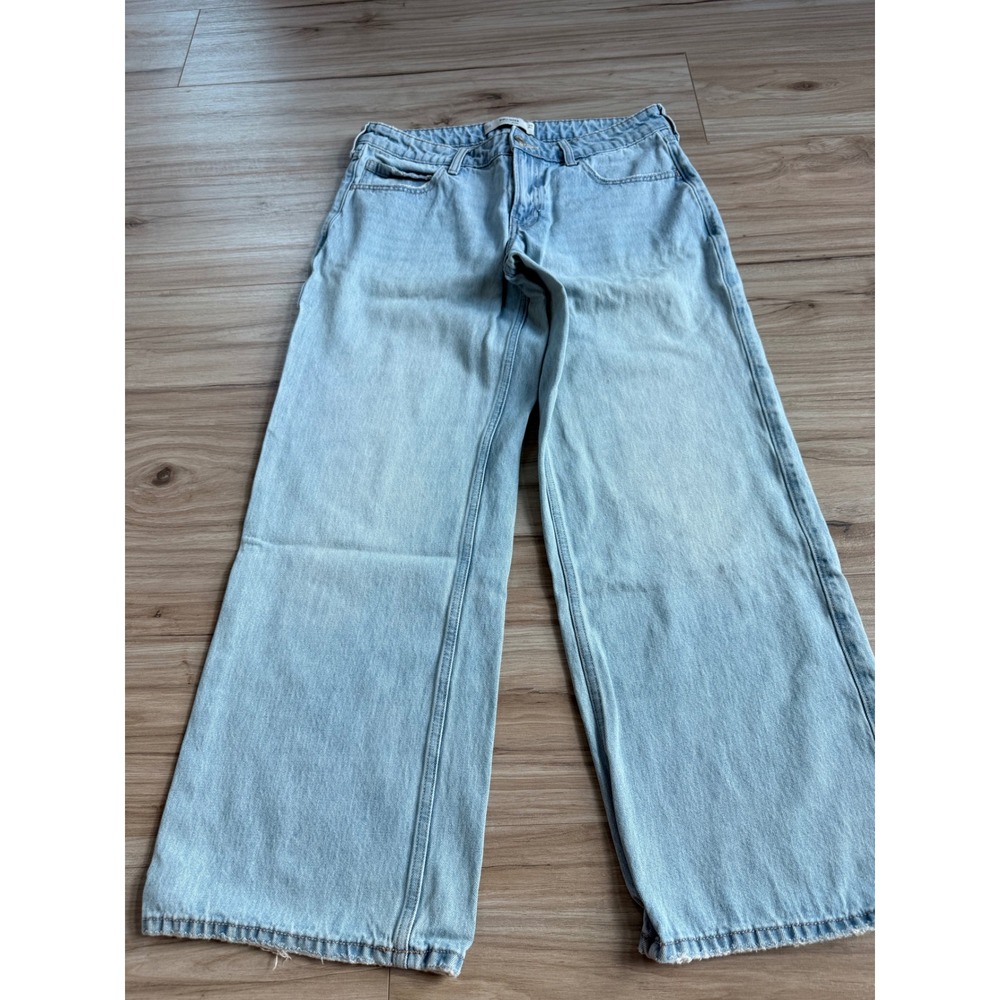 Hollister Low-Rise Baggy Jeans Light Wash Wide Leg 8S W29 Short Frayed Hem